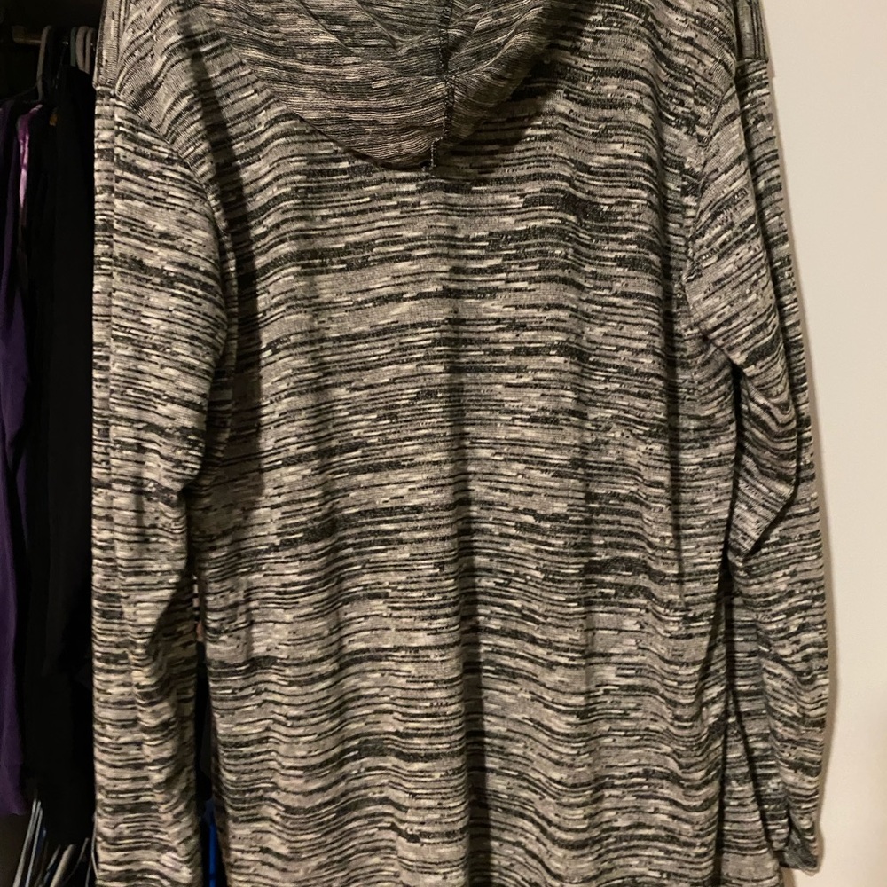 Lightweight hoodie